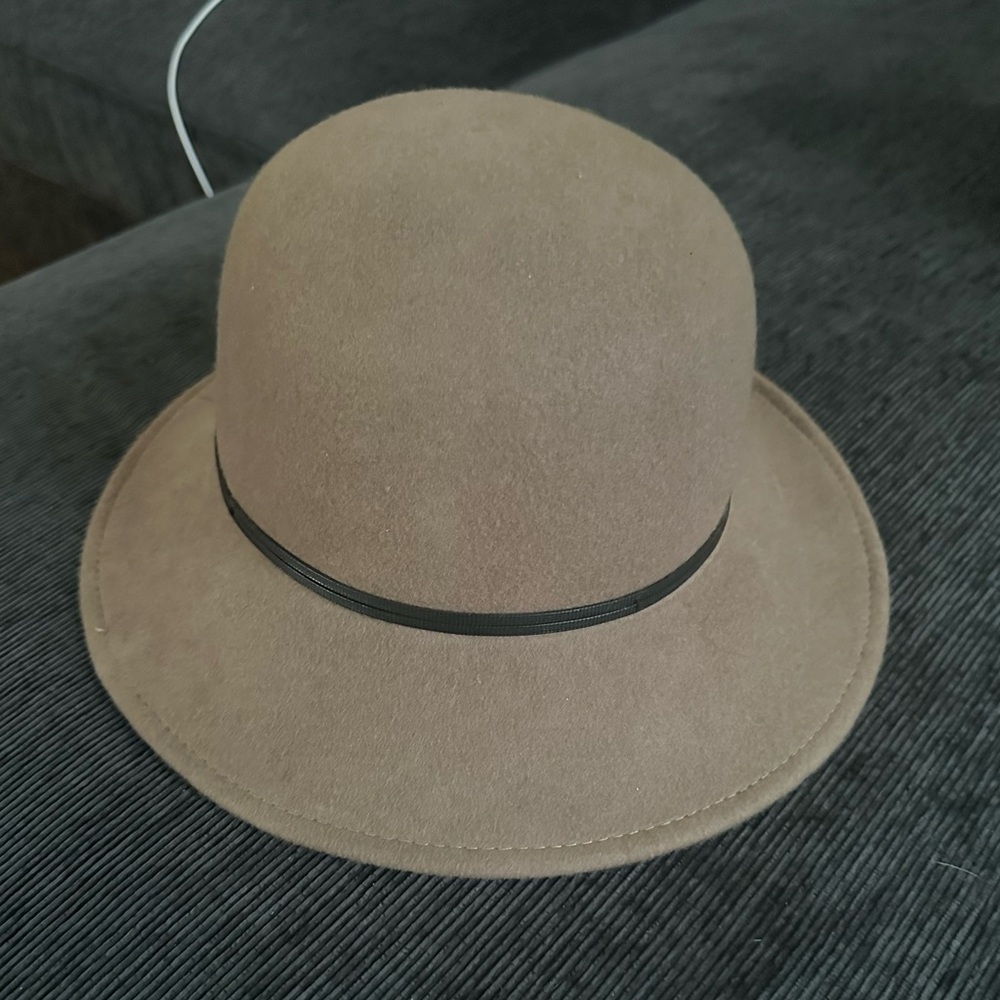 NINE WEST WOOL HAT